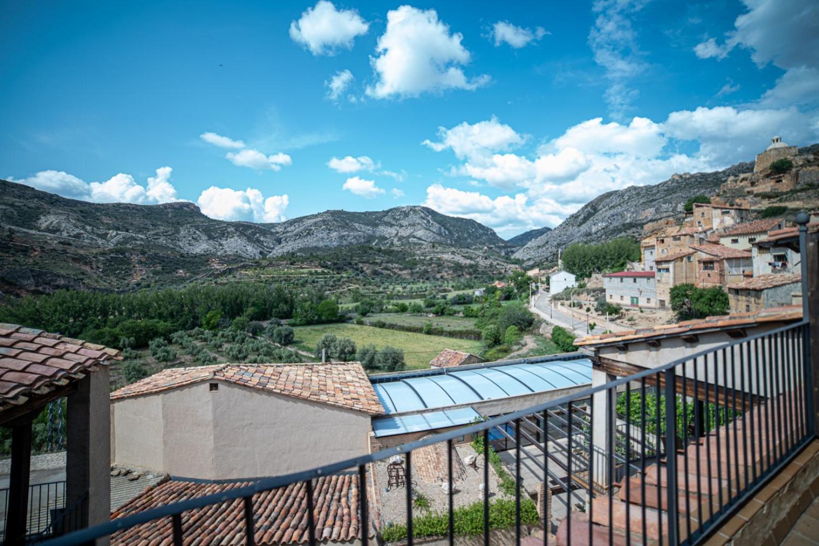 Aparthotel SPA Don Iñigo de Aragón Las Cuevas de Cañart Exterior foto