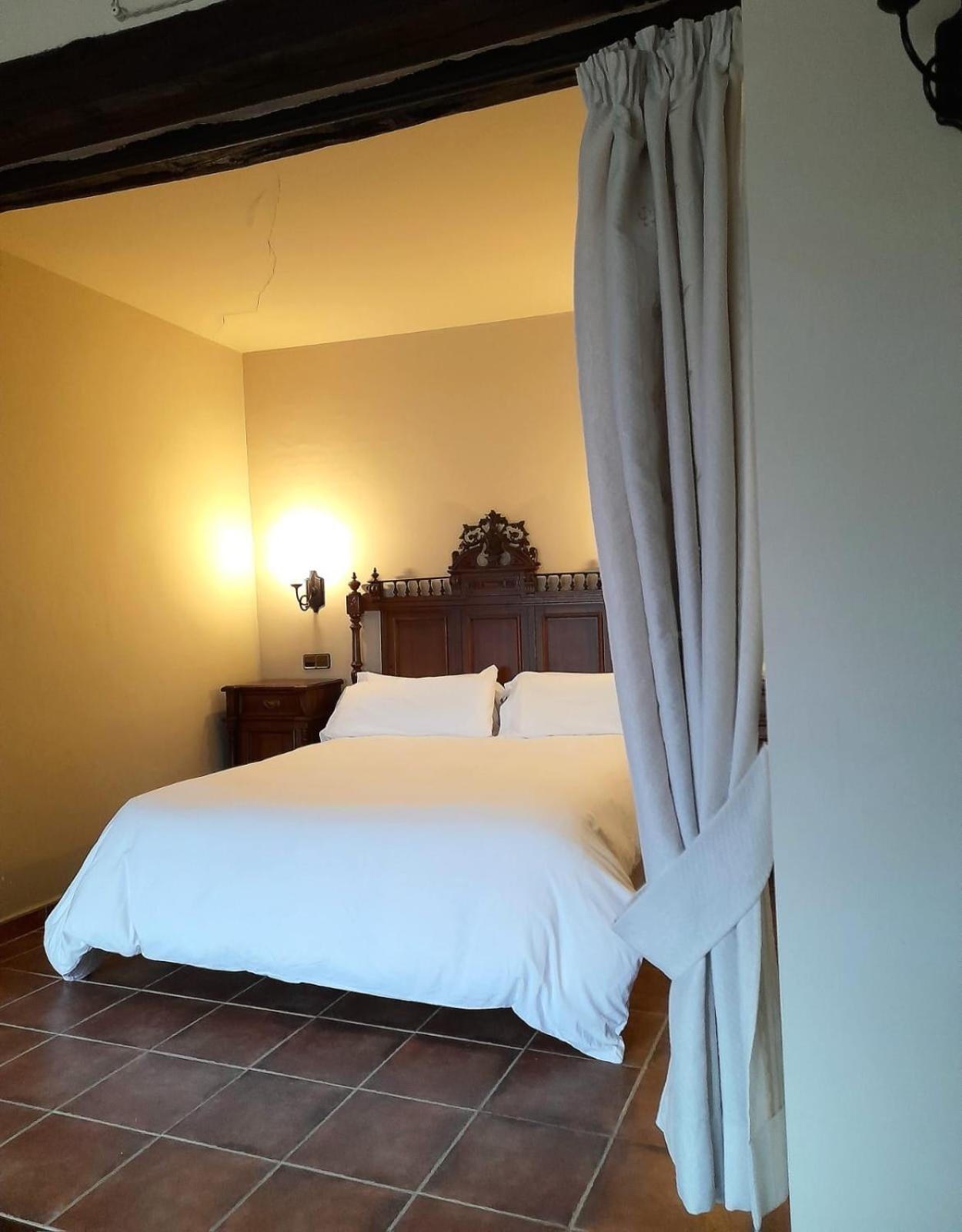 Aparthotel SPA Don Iñigo de Aragón Las Cuevas de Cañart Exterior foto